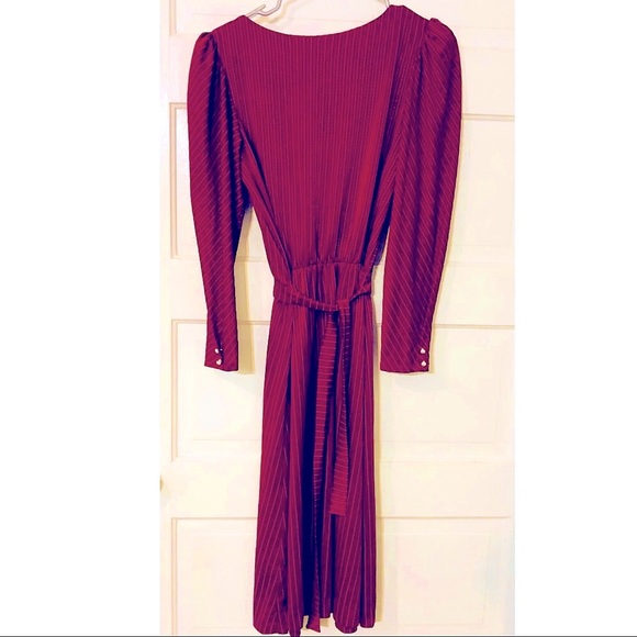 Vintage Long Sleeve Burgundy Midi Dress - Picture 5 of 5